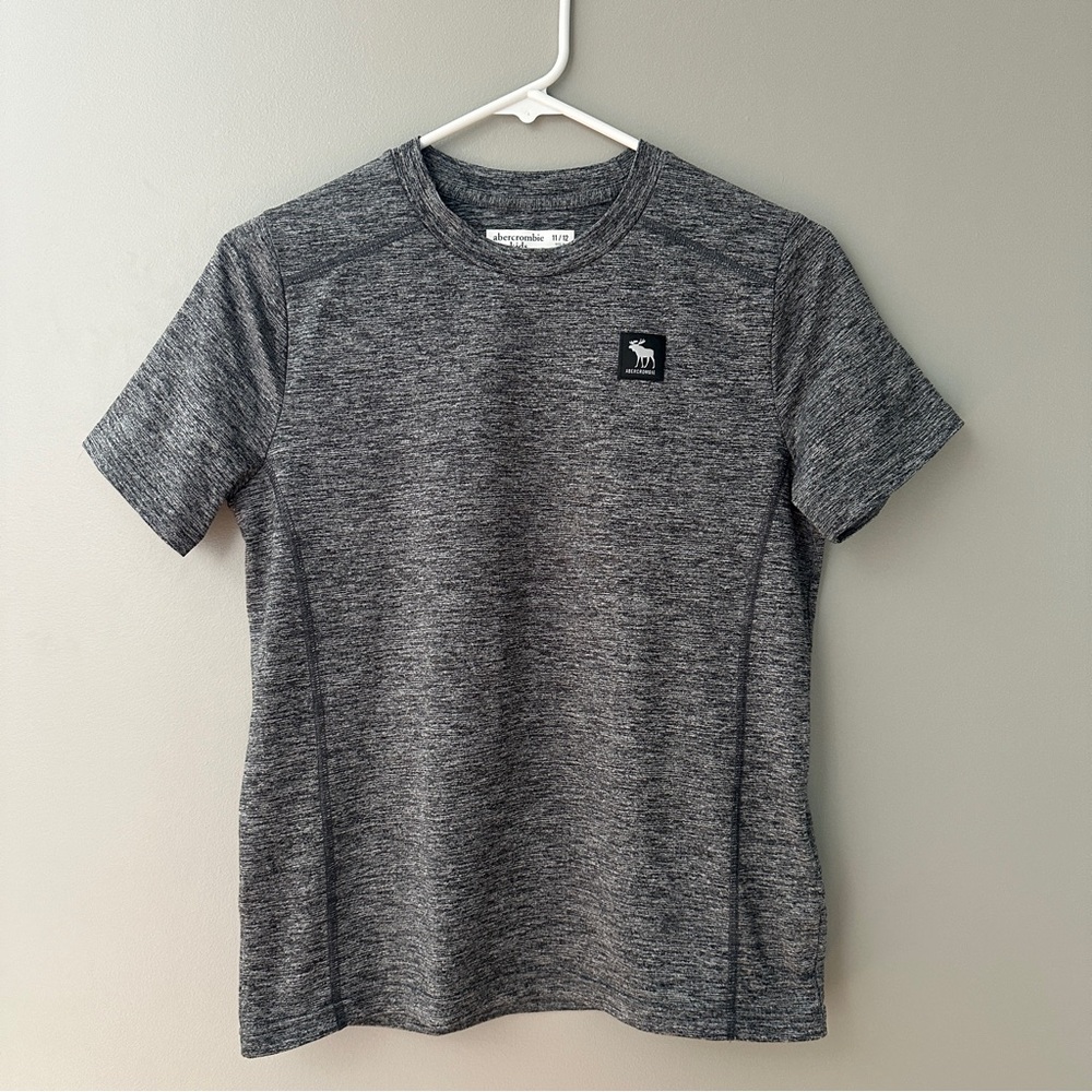 Abercrombie & Fitch Charcoal Short Sleeve Tee athletic tech